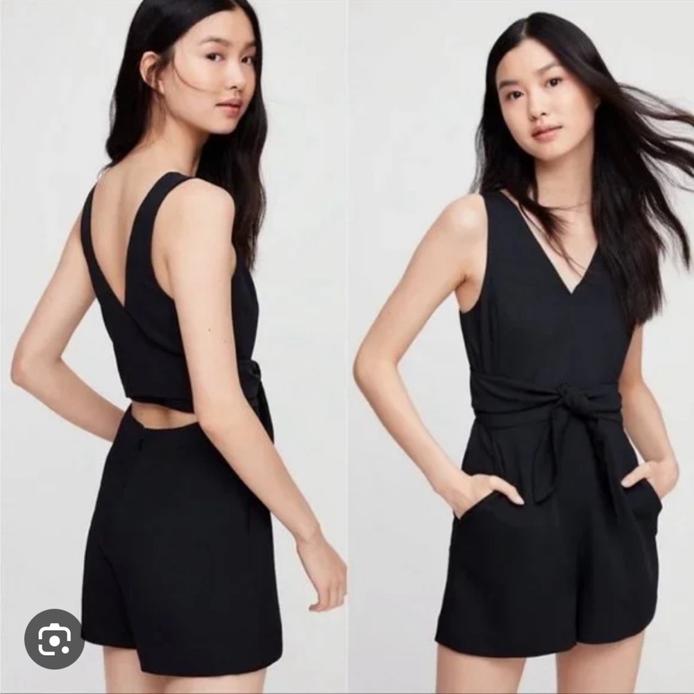 Aritzia Wilfred Ecoulement Romper in Navy
